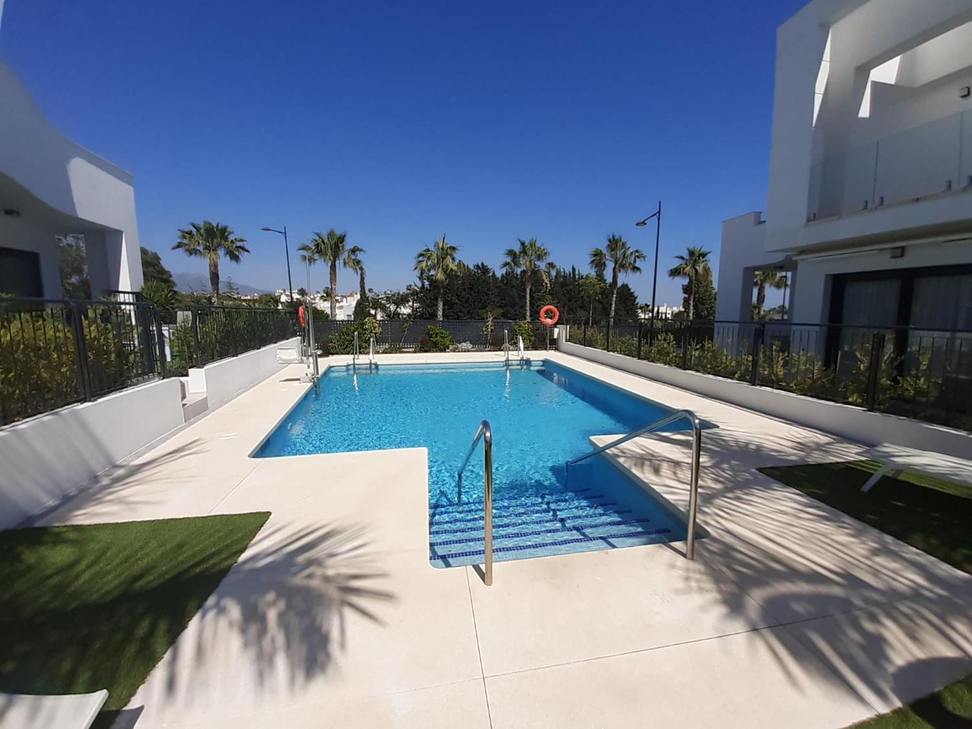 Los Miradores Del Sol By Mar Holidays Estepona Zewnętrze zdjęcie